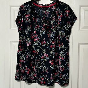 Nautica XXL women’s floral print shirt